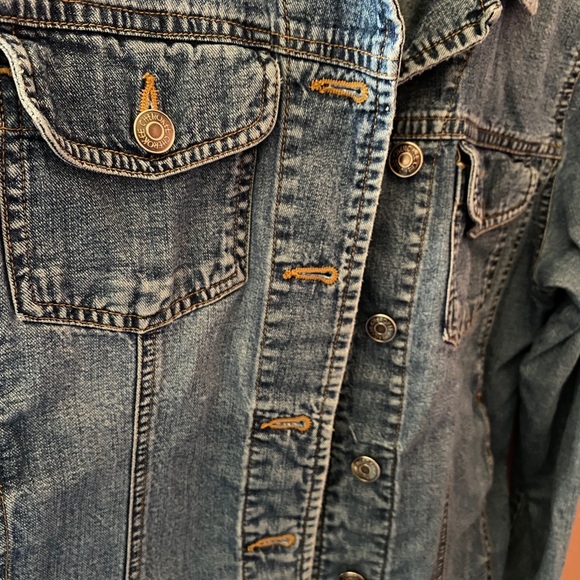 Jean jacket - Picture 4 of 6